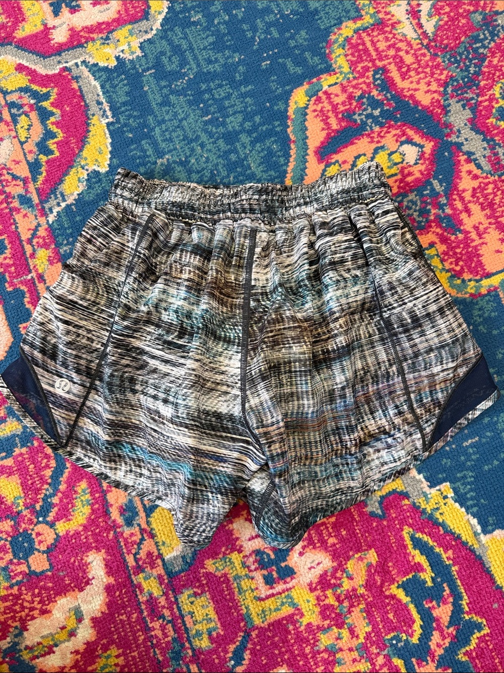 Lululemon size 4 tall Hotty Hot shorts navy and stripped